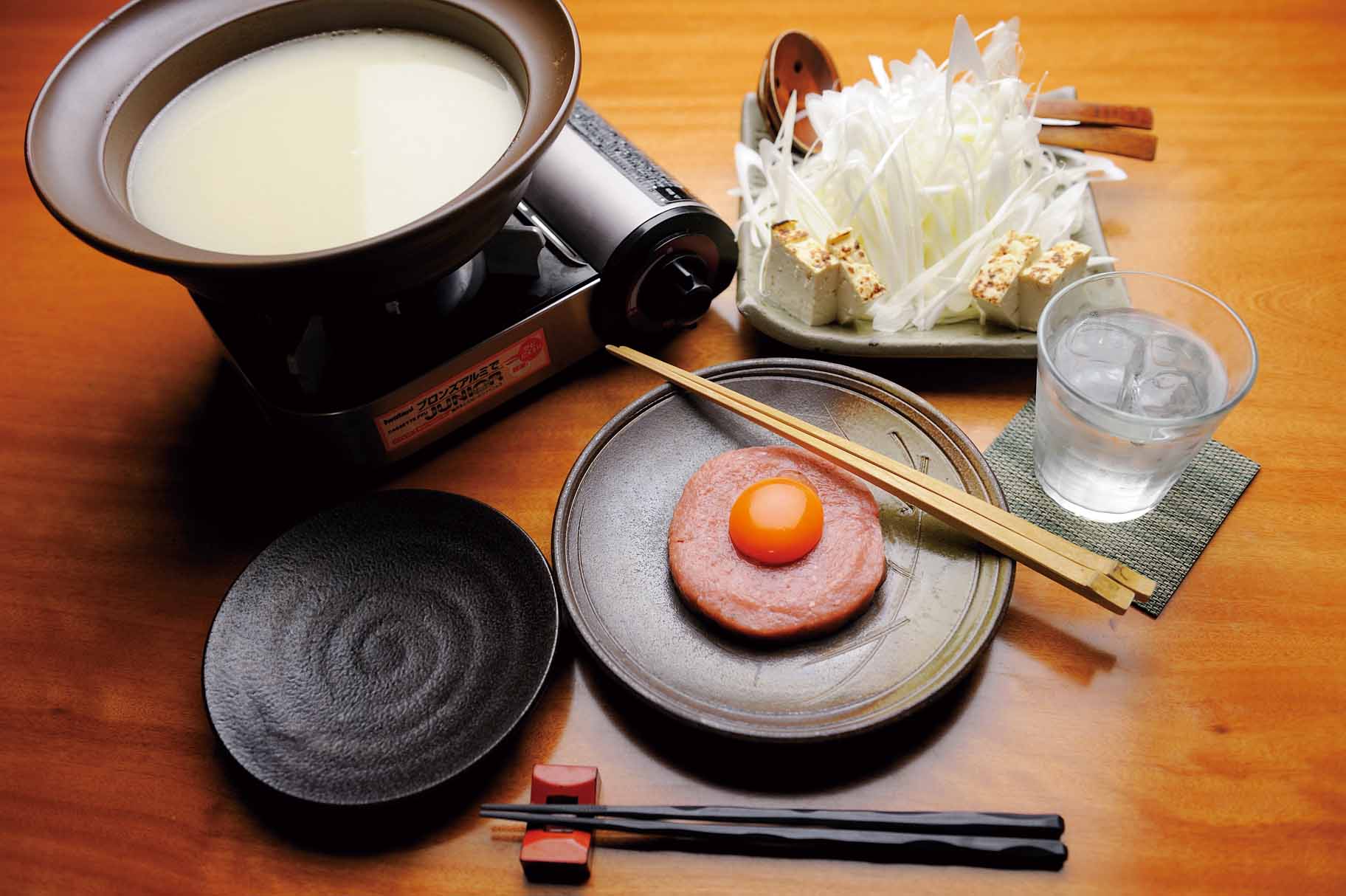 軍鶏つくね鍋のビジュアル